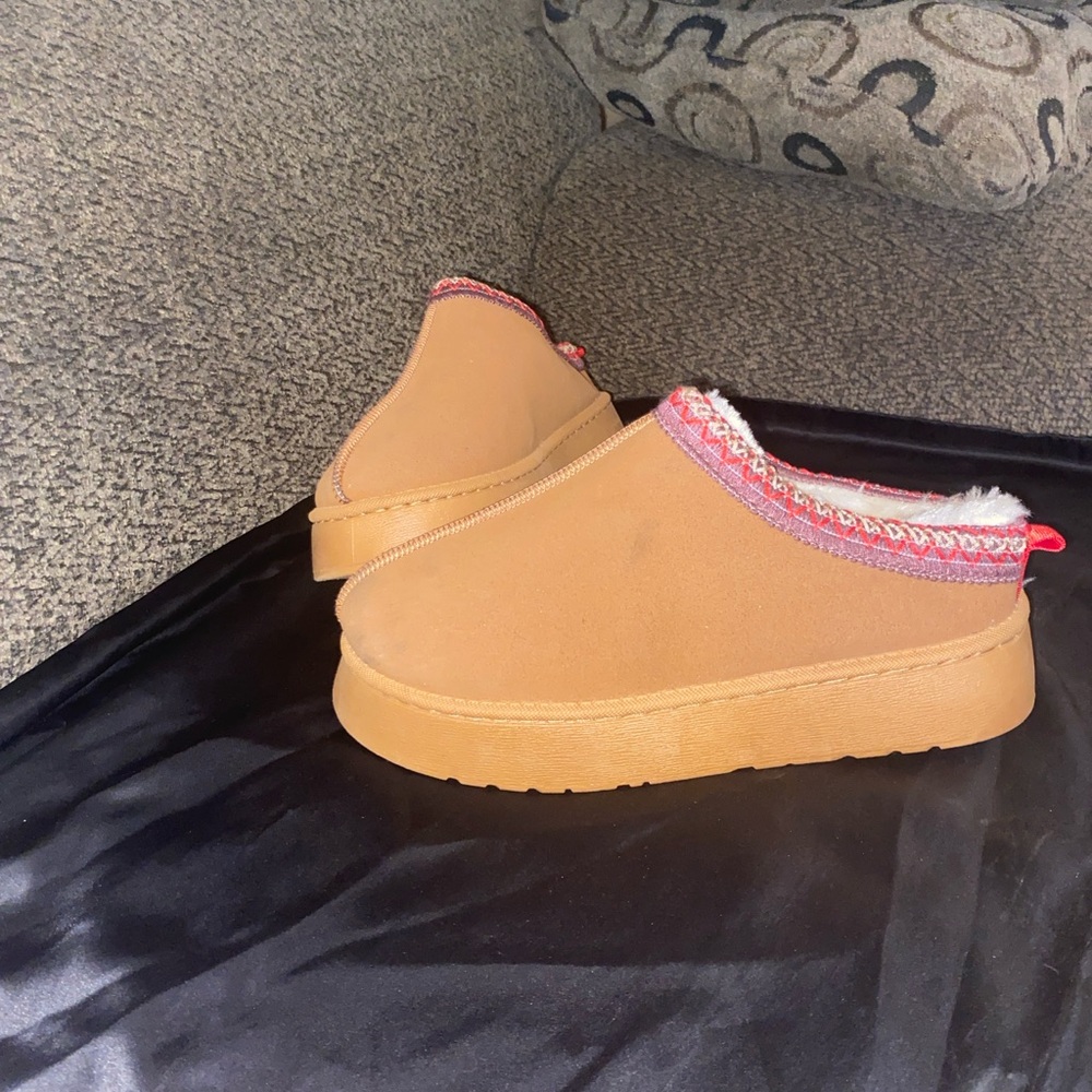 Slippers